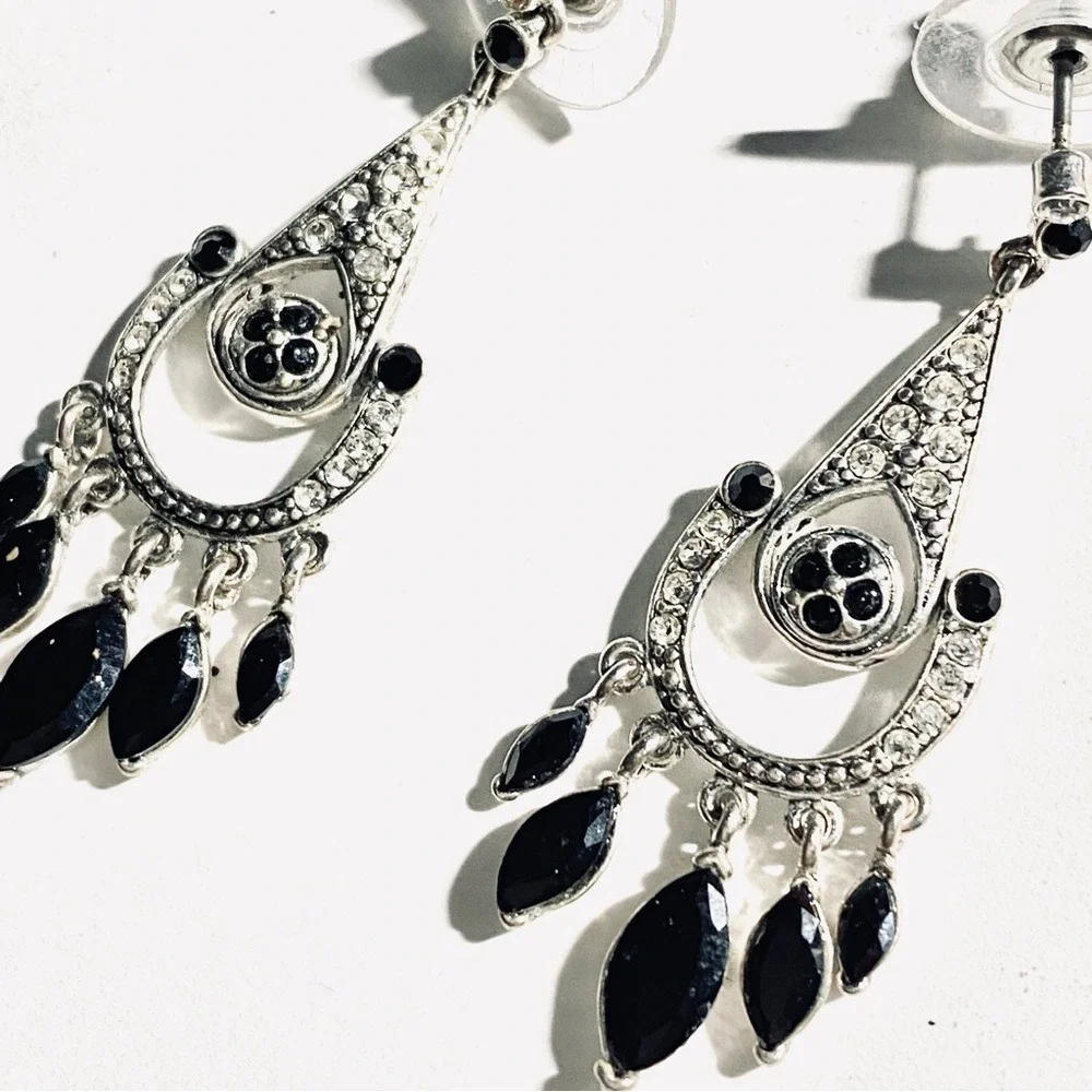 Monet Art Deco Style Silver & Black Crystal Rhinestone Chandelier‎ Earrings